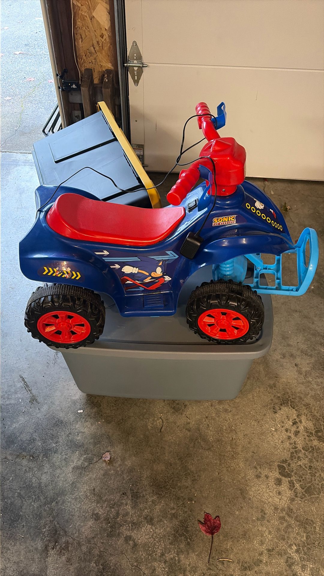 Sonic Ride On Battery Powered 