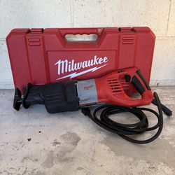 Milwaukee 15 Amp 1-1/4 in. Stroke Orbital SUPER SAWZALL Reciprocating Saw with Hard Case
