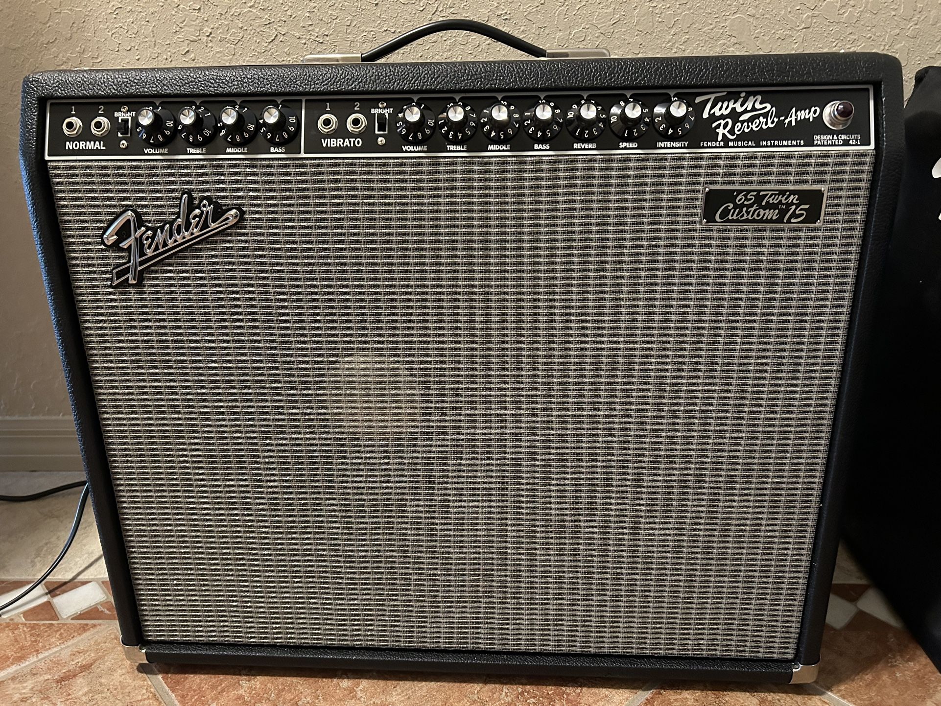 Fender ‘65 Twin Custom 15