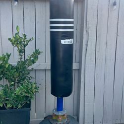 Pounching bag With stand