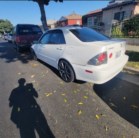 Is 300 200k Miles Clean Title. Runs Good