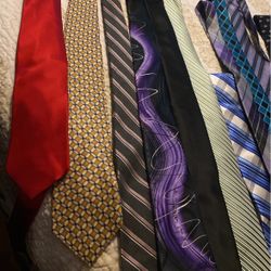 Corbatas    $3.00 Cada Una Like New 