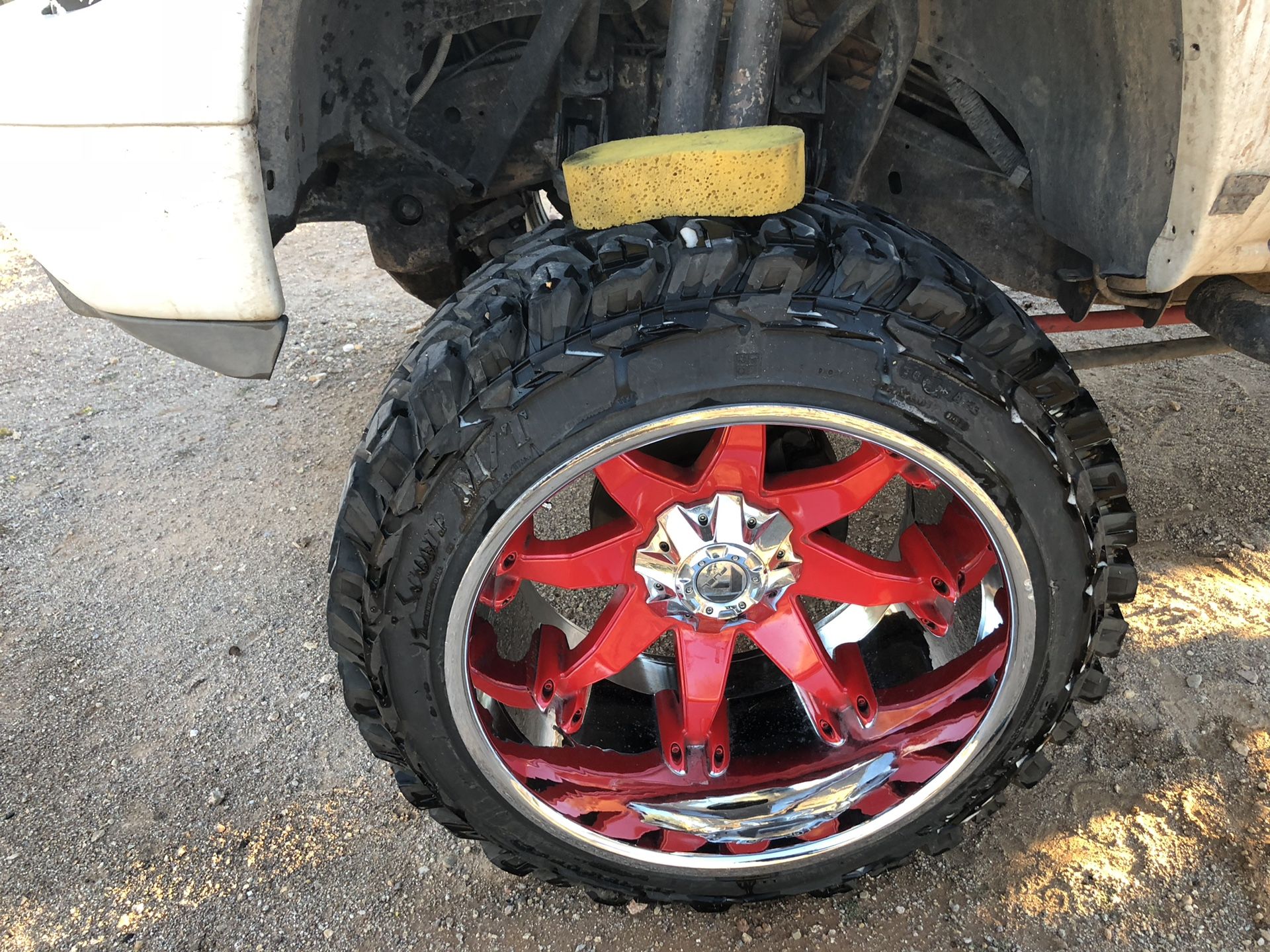 Fuel 22x14 on 35’s