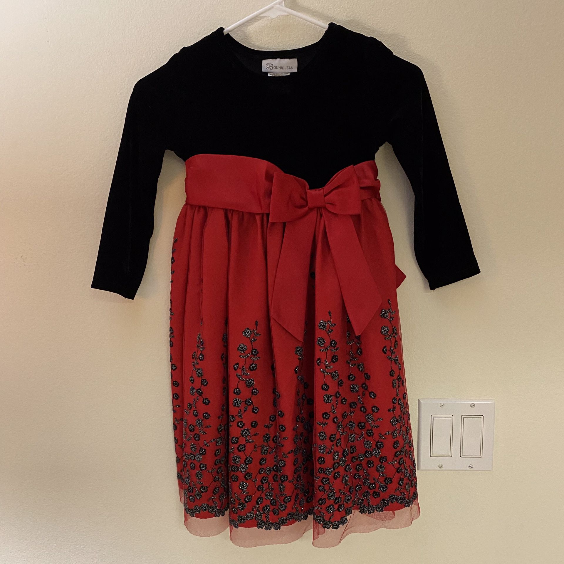 Bonnie Jean girls red and black holiday dress size 5