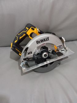 Dewalt 71/4" Circulars Saw ...New.. $175