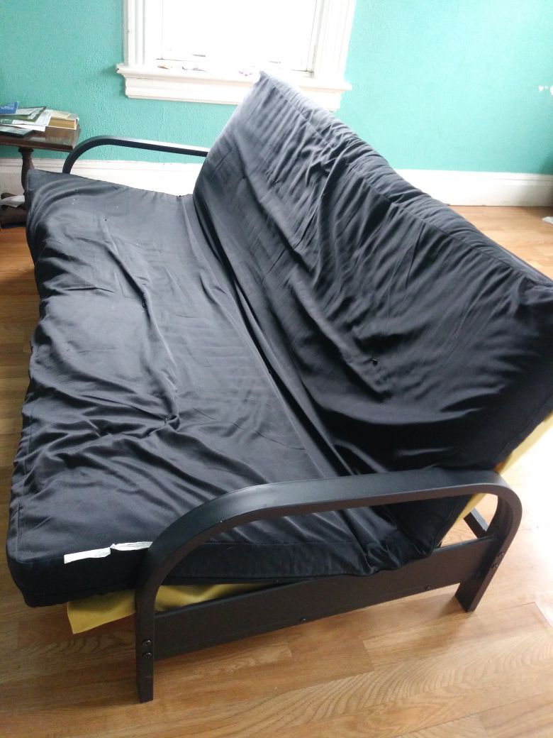 Full size futon