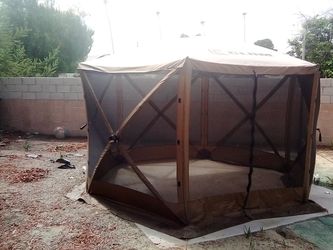 Clam quickset escape outdoor canapy screen house