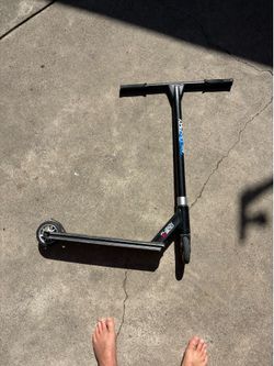 Fusion Z300 Scooter