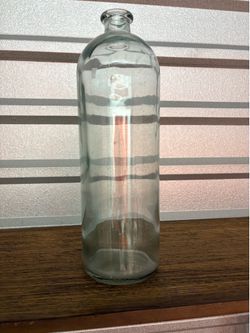 Bottle/glass bottle/apothecary bottle tall bottle