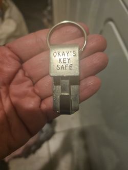 Key safe $5