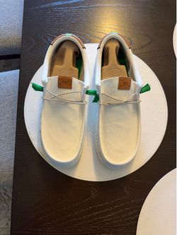Shoes size 14