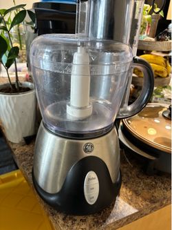 GE brand food processor