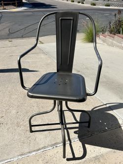 Metal Swivel Chair