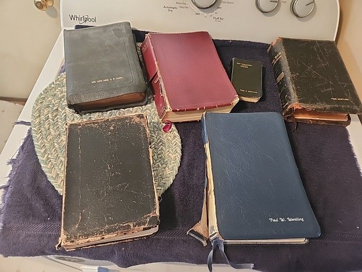 Bibles - Used Lot of 5 & 1 Psalms