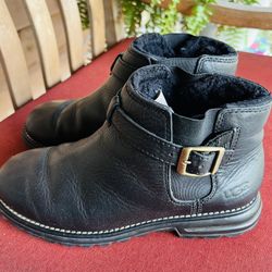UGG Womens Leather Ankle Slip On Boots F8002G Size 7 Sheepskin Lined