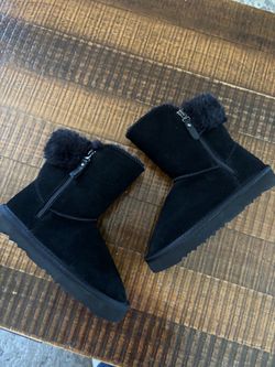 Bran New warm boots