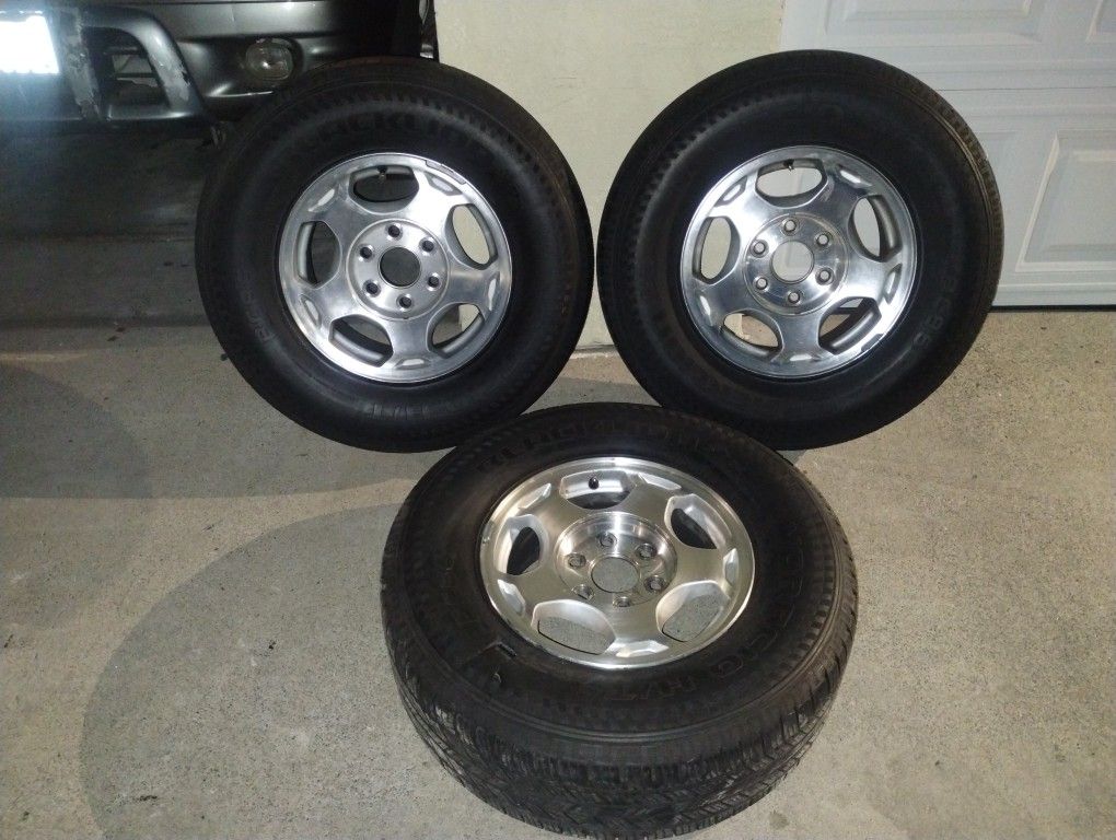 Two Used 265/70R16 Tires & 3 Used Rims