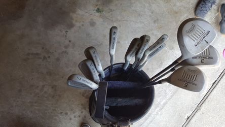 Tours Golf Clubs