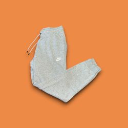 Nike sportswear club fleece tapered sweatpants grey men’s small 