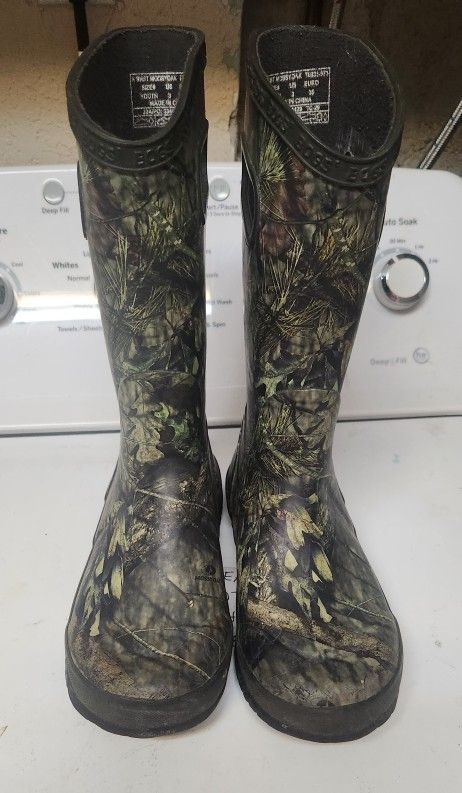 Youth BOGG Camo Rubber Boots