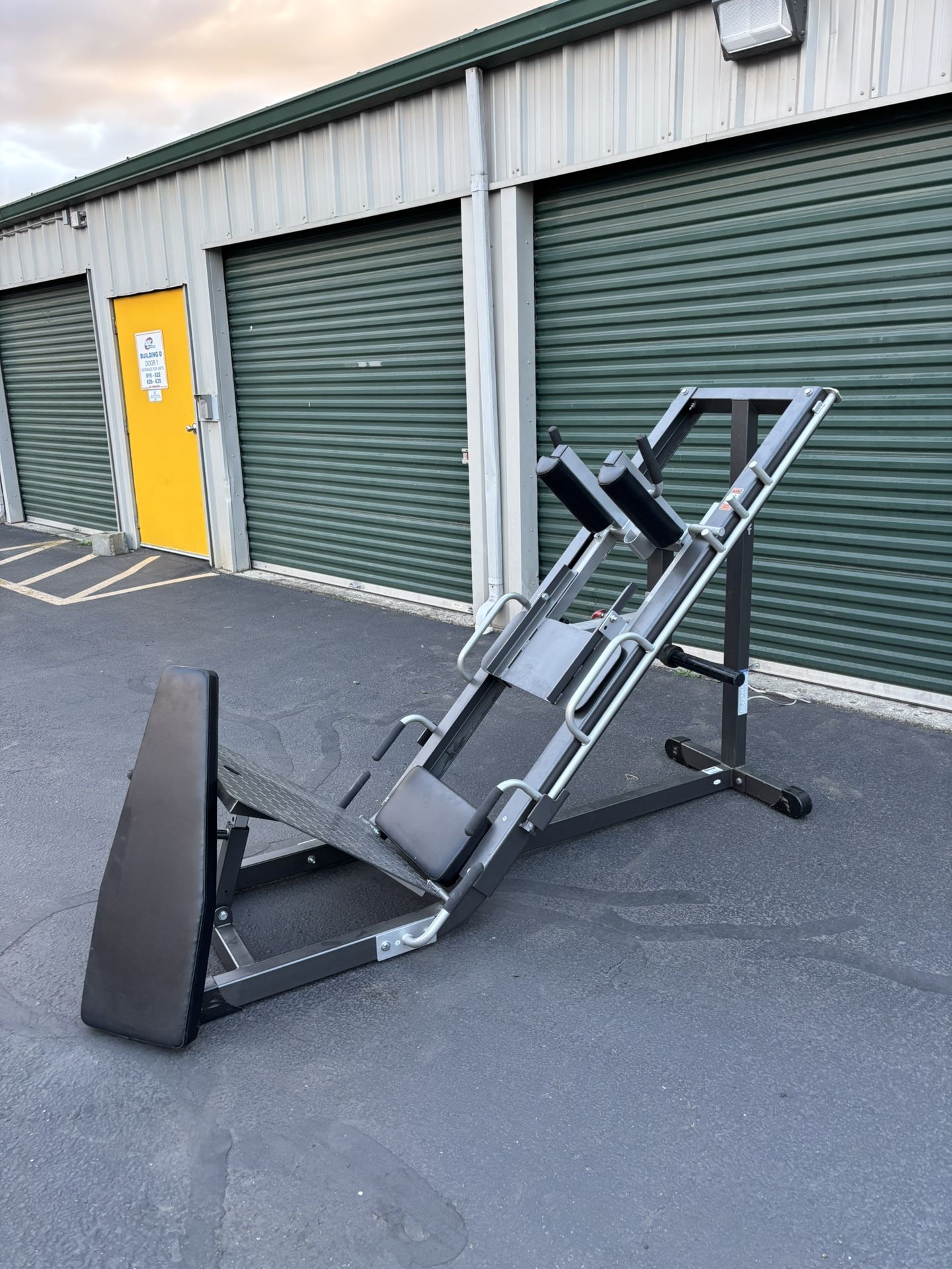 Leg Press Or Hack Squat Machine
