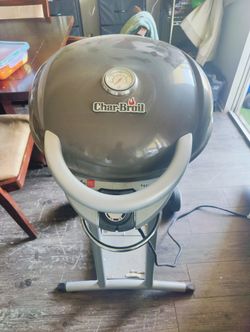 🔥 For Sale: Char-Broil Patio Bistro Electric Grill 🔥