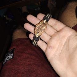 It's A Bracelet 