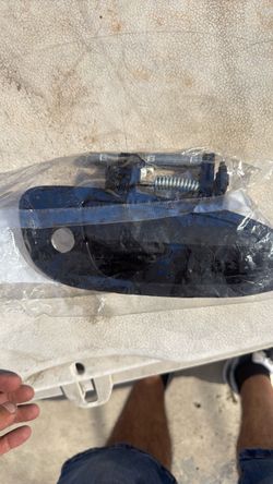 2002-2006 Nissan Altima Right door handle