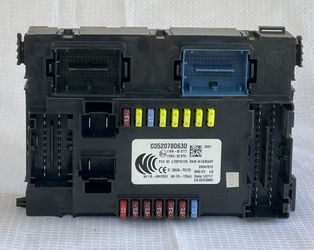JEEP RENEGADE 2015-2020 INTERIOR CABIN FUSE BOX RELAY BOX NEW OEM