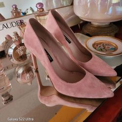 Pink Pumps