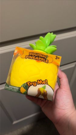 Squishy pineapple