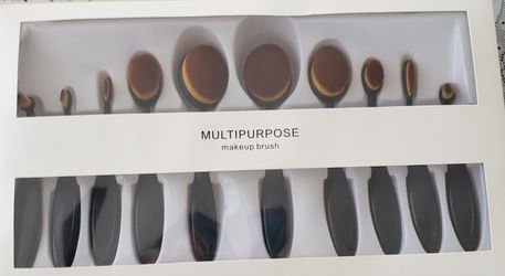 10Pcs Oval makeup brushes