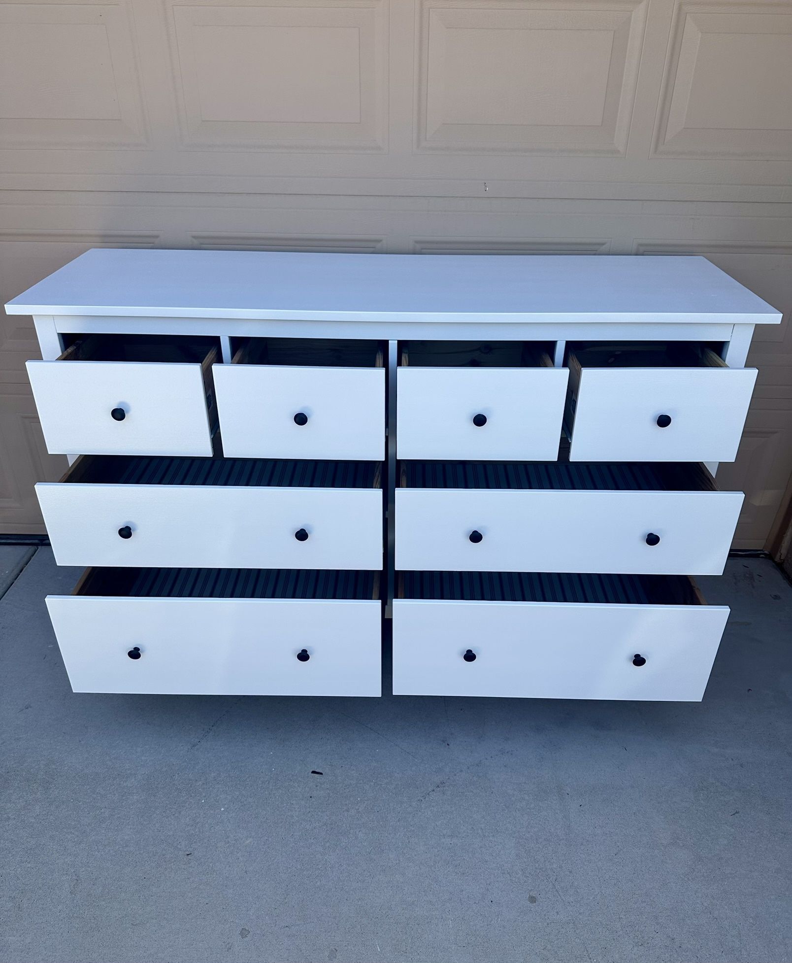 Dresser White 8-Drawers