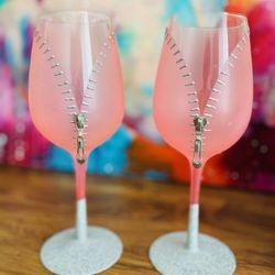 18.5 oz Glass Etched Wine Glass with Zipper Made to Look Like it's Being Zipped Up