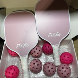 PiQue Pickleball Paddles