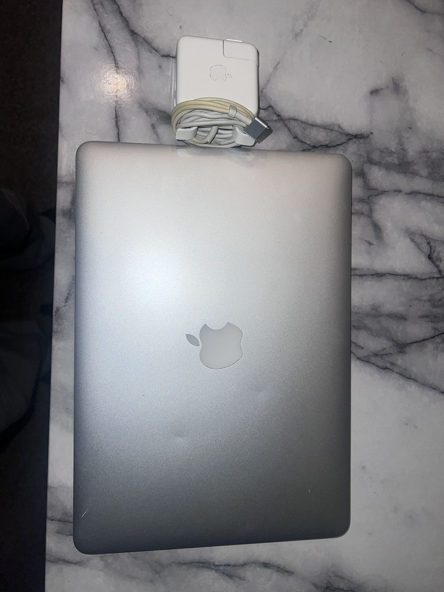 Apple MacBook Air