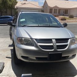 2003 Dodge Grand Caravan 