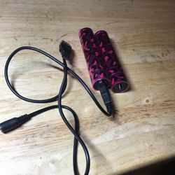 2 pink phone chargers