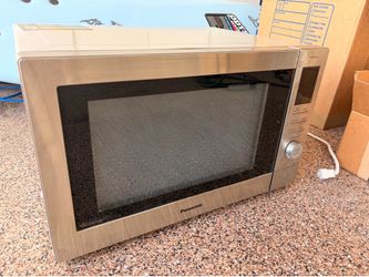 Panasonic  HomeCHEF® 4-in-1 Multi-oven, 1.2 cu. ft. 1000W