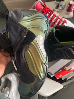 Nikes size 10 75$ moving out sale