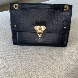 2020 Louis Vuitton Paris Purse
