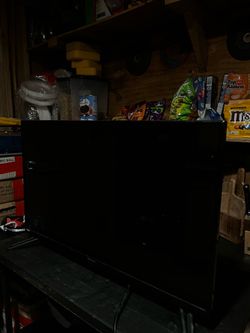 ProScan PLDED3280A 32" 720p 60Hz D-LED HDTV TV/Televison
