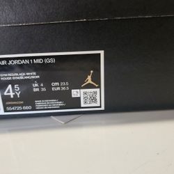 Youth AIR JORDAN 1MID(GS)
