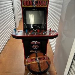 NBA Jam Arcade1up 4 player w/riser and stool ***** NEEDS WORK ******