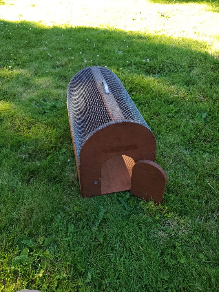 Vintage Small Animal Carrier