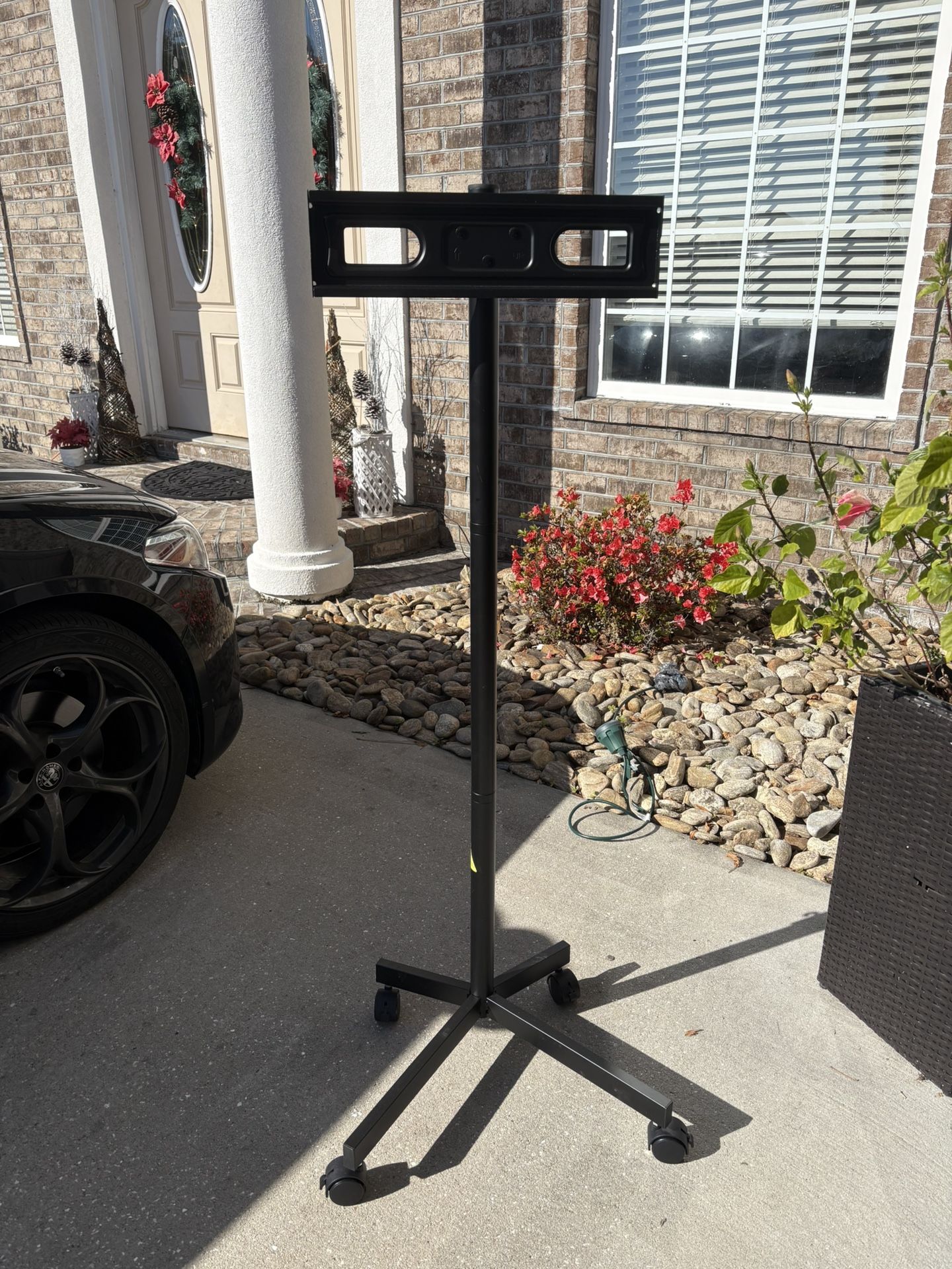 Metal Rolling Tv Stand