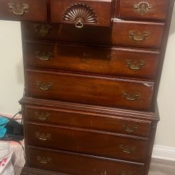 Mahogany Vintage Dresser 