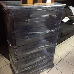 Chest 5 Drawer’s In Any Color New Solid Wood