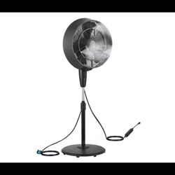 Pelonis 18" 3-Speeds Oscillating 50 sq ft Outdoor Misting Pedestal Fan in Black