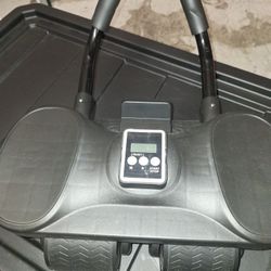 automatic rebound abdominal roller with elbow support and timer. 